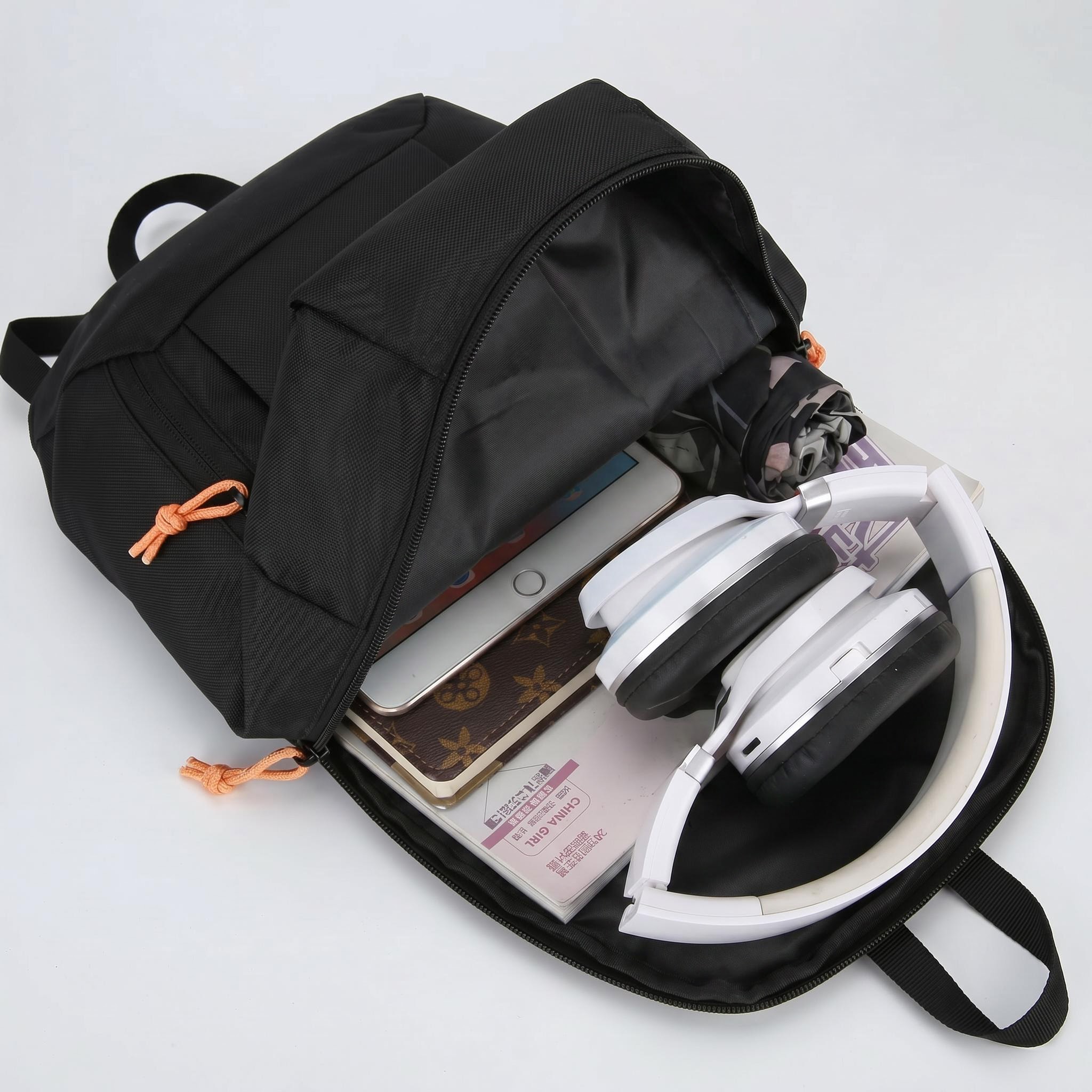 Lightweight Running Backpack f - огляд і ціна Women Bags Polene