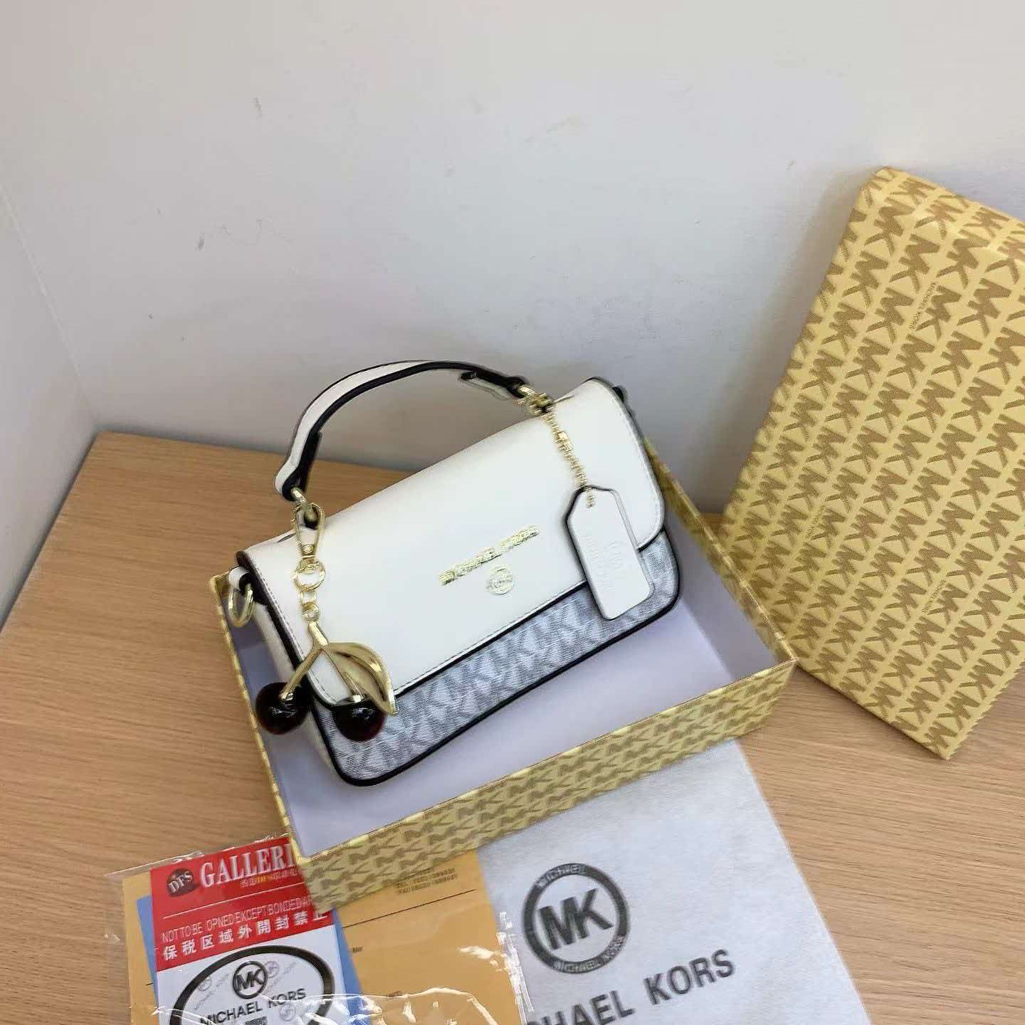 Brand New Michael Kors Women's - огляд і ціна Women'S Bags Michael Kors