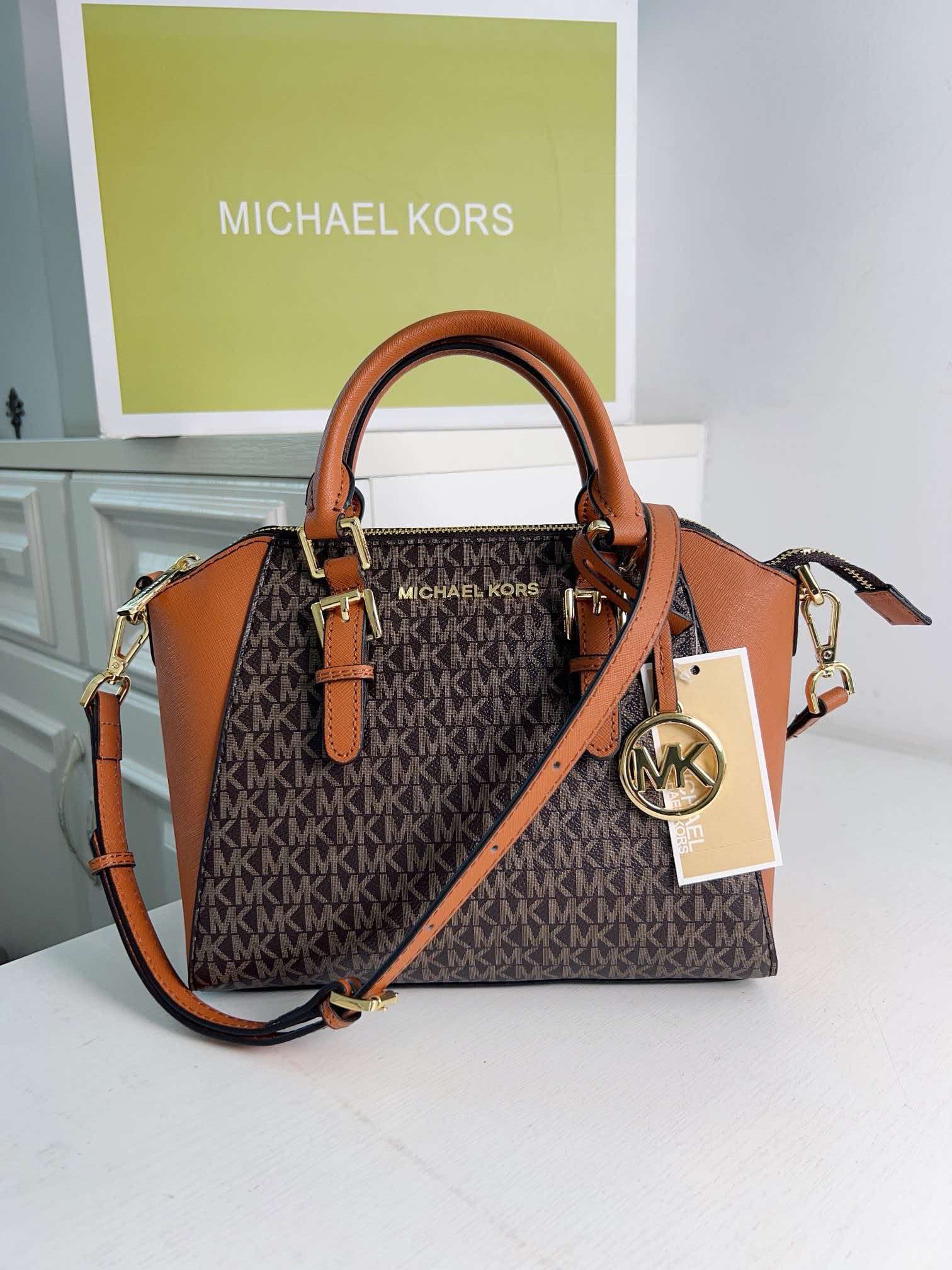 Brand new Michael Kors women's - огляд і ціна Women'S Bags Michael Kors