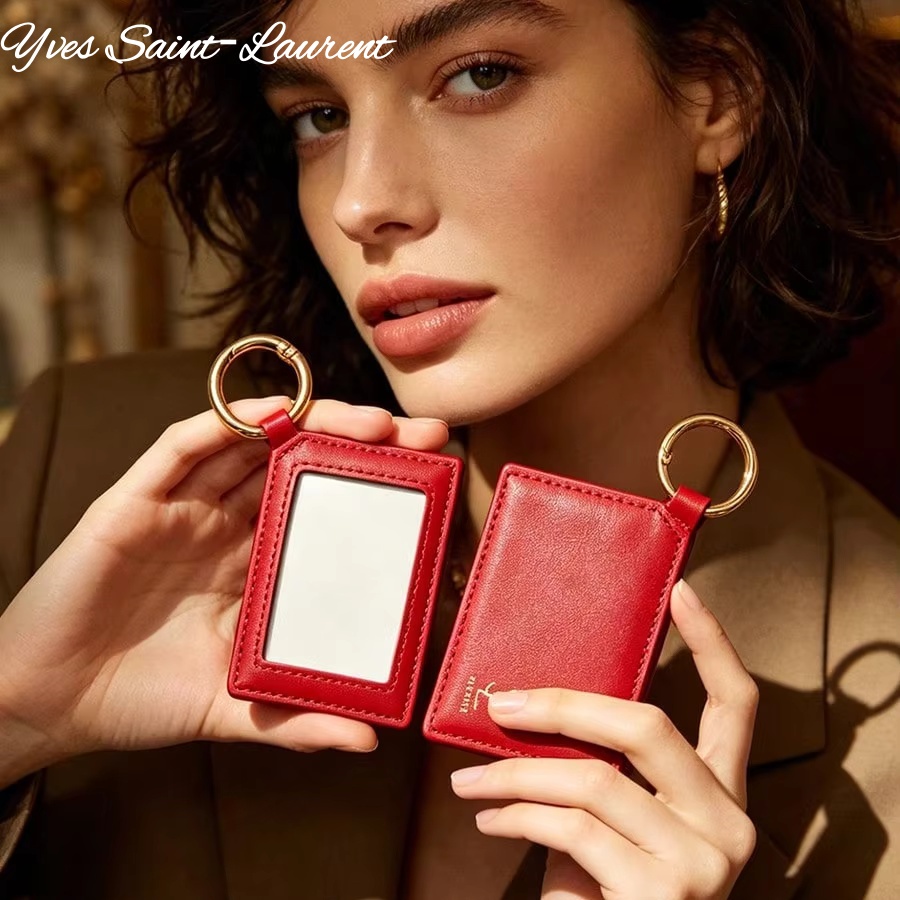 YSL  Red Leather Square Mini P - огляд і ціна Women'S Bags Holiday
