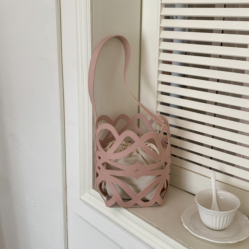 Summer New Hollow Out PU Woven - огляд і ціна Women Bags Discount
