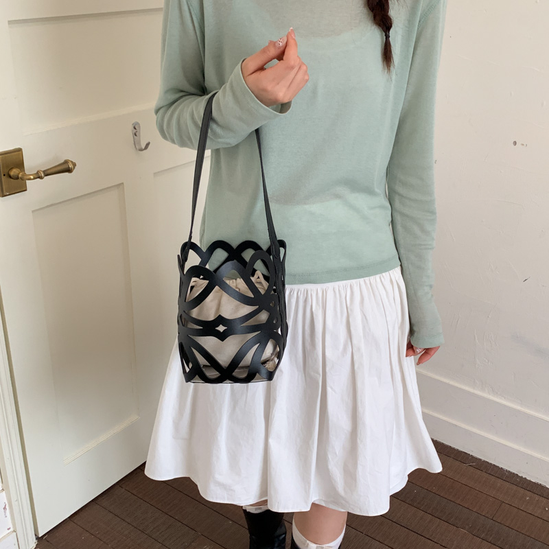 Summer New Hollow Out PU Woven - огляд і ціна Women Bags Discount